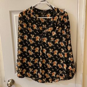 Floral long sleeve blouse with slit back